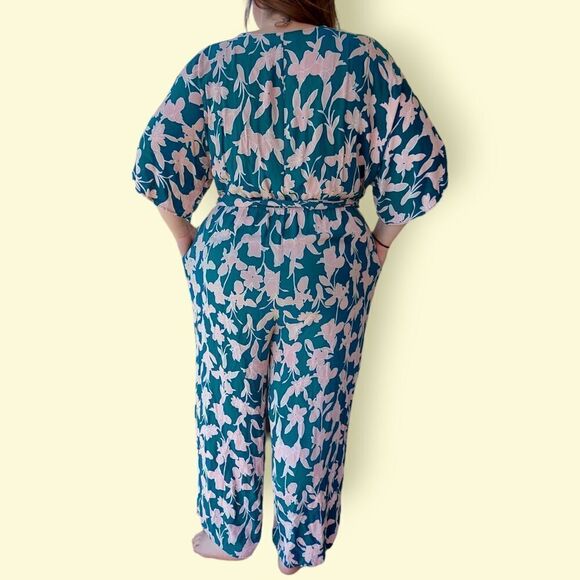 Eloquii Tropical Floral Wide Leg Jumpsuit 22 - Picture 12 of 16